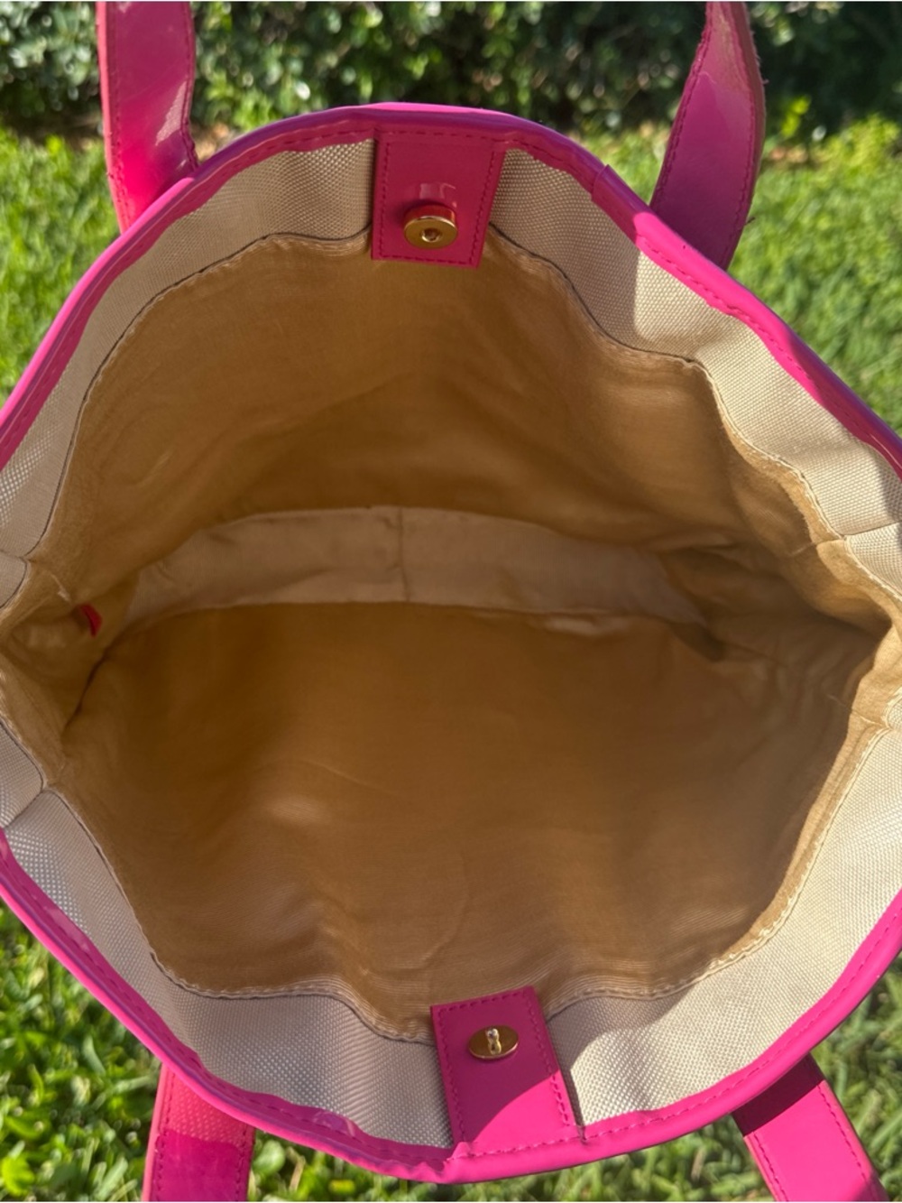 Pink Coach Bag Gold Hardware - Picture 5 of 10